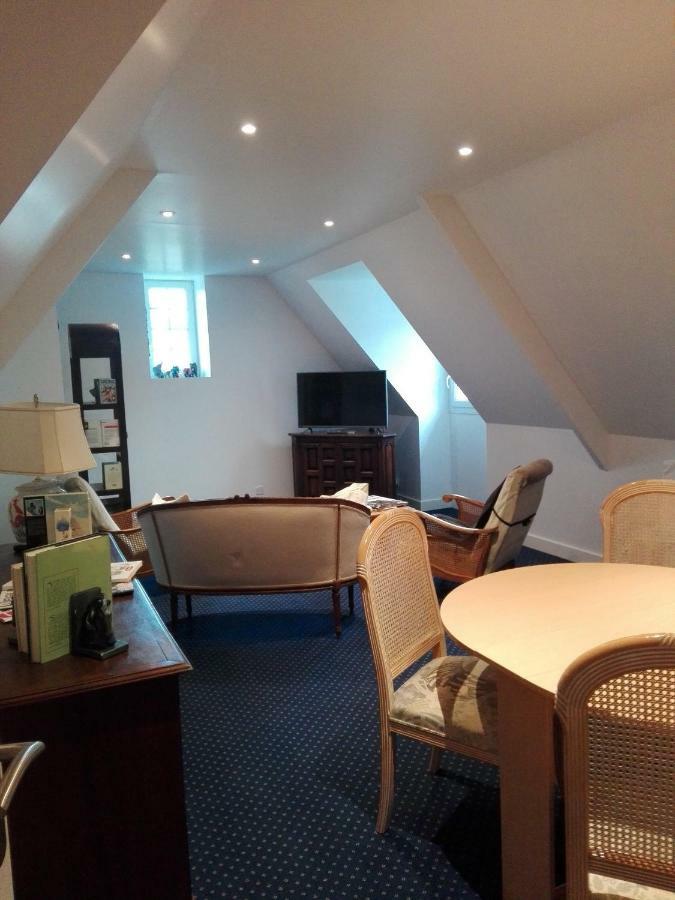 Villa Des Fleurs D'Ajoncs Конкарно Екстериор снимка